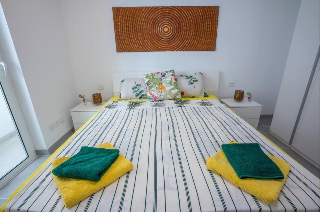 Modern Comfort In Location * Sliema