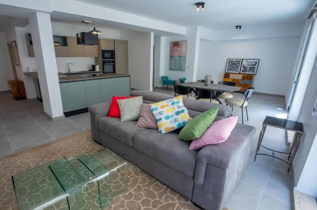 Modern Comfort In Location * Sliema